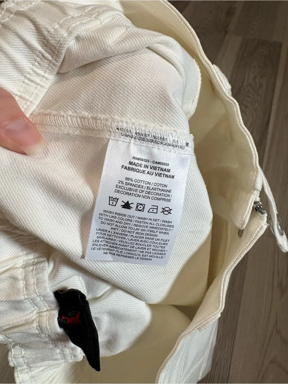 Nike Air Jordan White Cargo Skirt Size Medium